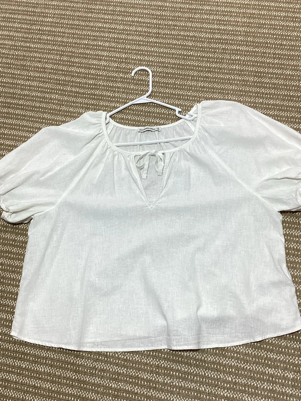 Abercrombie & Fitch XL Cream Tie-Neck Peasant Blouse